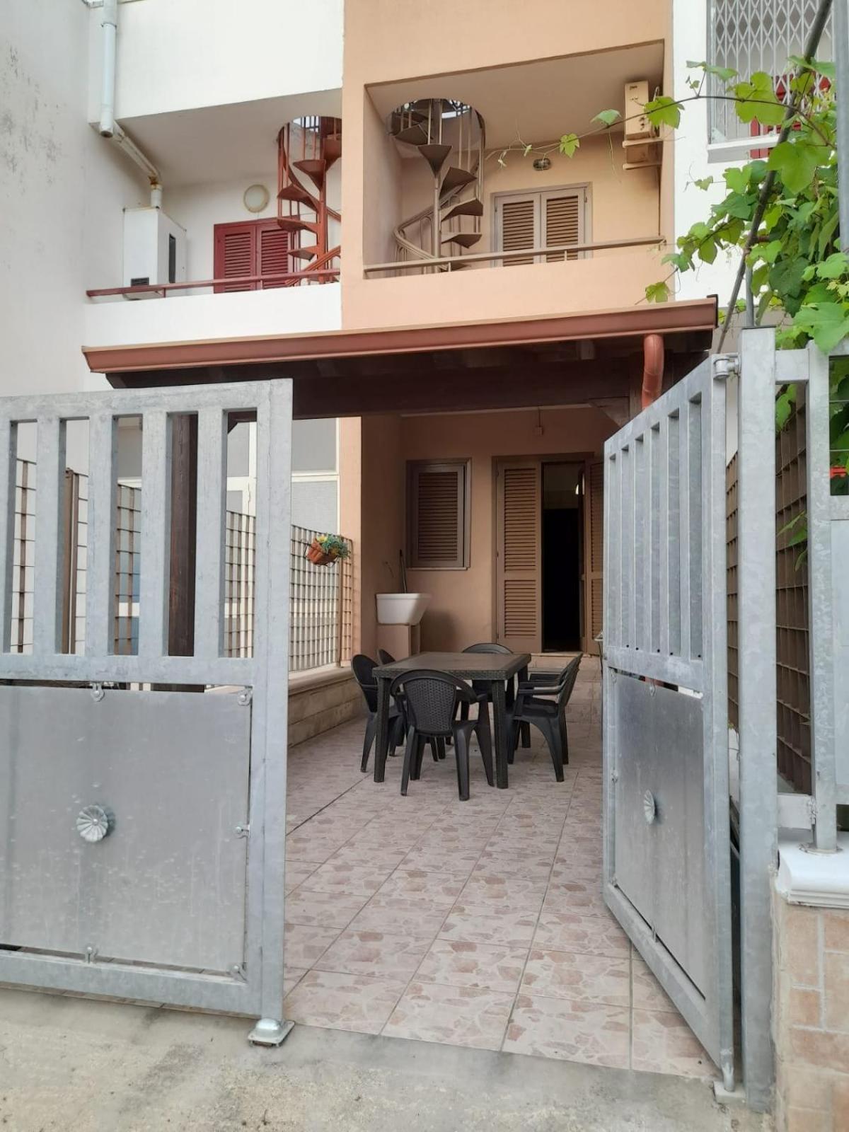 פורטו צ'זראו Caravaggio Apartment מראה חיצוני תמונה